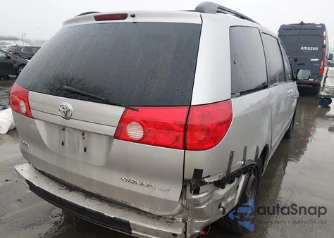 2009 Toyota Sienna Le z USA, uszkodzony, nr VIN 5TDZK23C09S285800